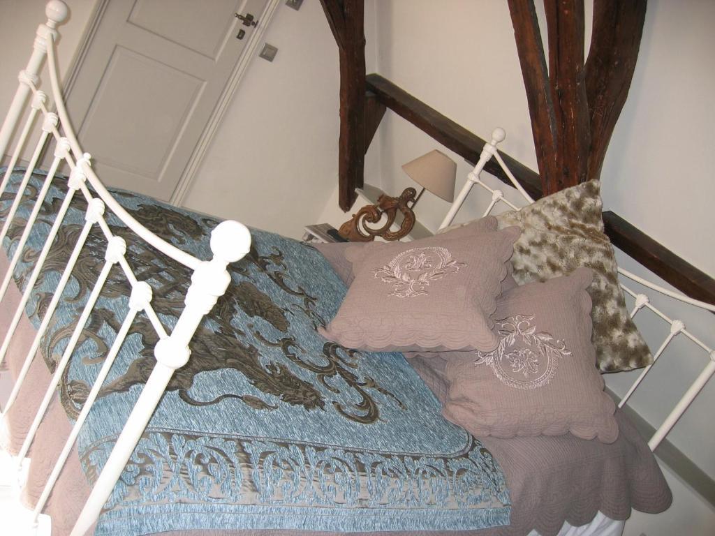 Russell House Bed & Breakfast